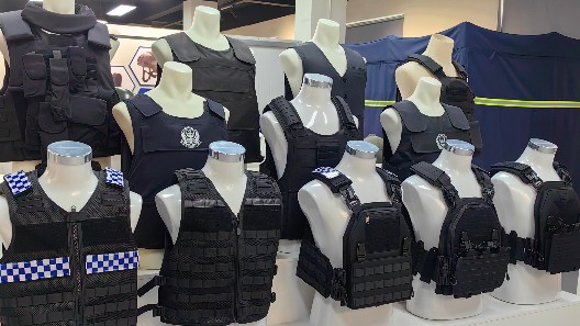 防刺服大揭秘！防護(hù)加戰(zhàn)術(shù)，雙重保障